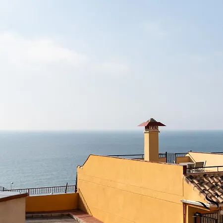 Beachside Retreat With Private Terrace *