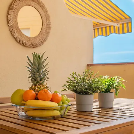 Beachside Retreat With Private Terrace *